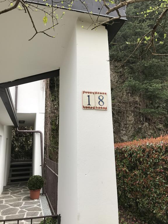 Villa La Casa Nel Parco à Arona Extérieur photo