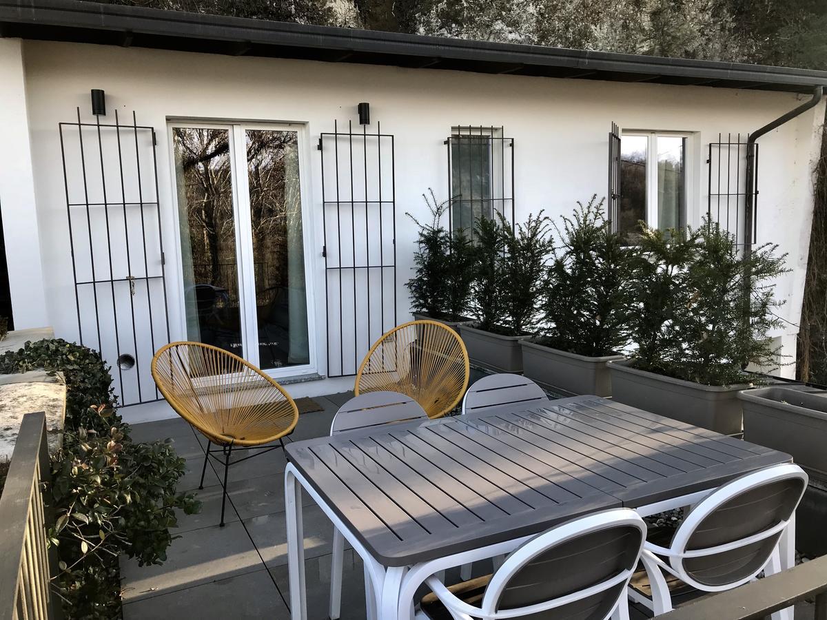 Villa La Casa Nel Parco à Arona Extérieur photo